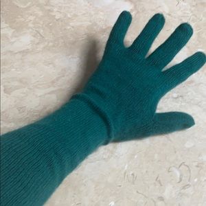 VFRAAS Cashmere forrest green long knit gloves